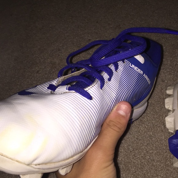 Blue under armor baseball shoes - Picture 5 of 6
